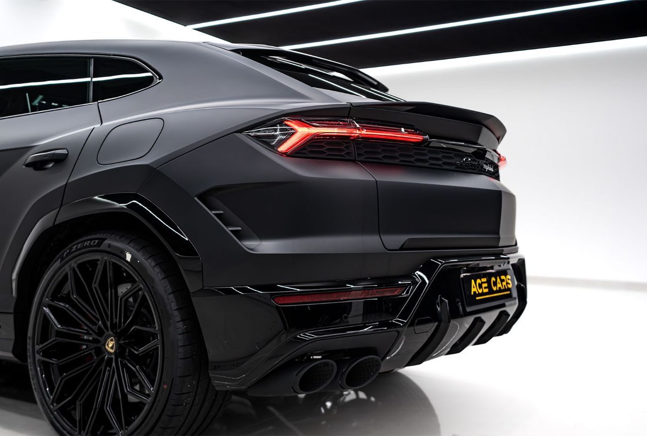 Lamborghini Urus Lamborghini Urus 4.0L V8 Twin-Turbocharged Engine + eMotors