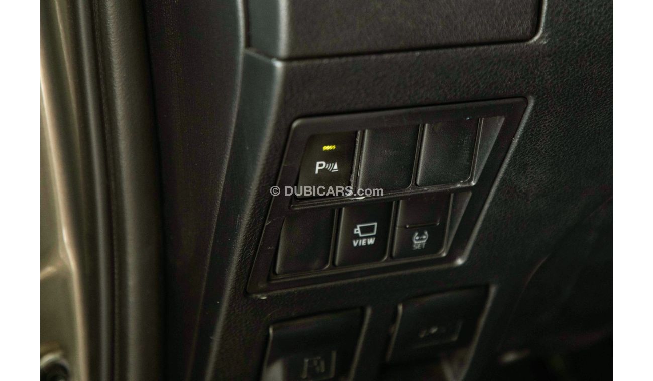 تويوتا هيلوكس Get 2023 Toyota Hilux 4x4 DC 4.0 AD HI SR5 P A/T - Export Only