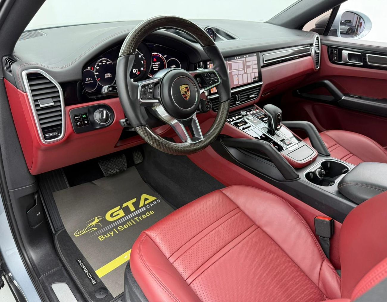 Porsche Cayenne Base Coupe 2020 Porsche Cayenne Coupe, Warranty, Sport Chrono Package, Fully Loaded, Excellent Condi