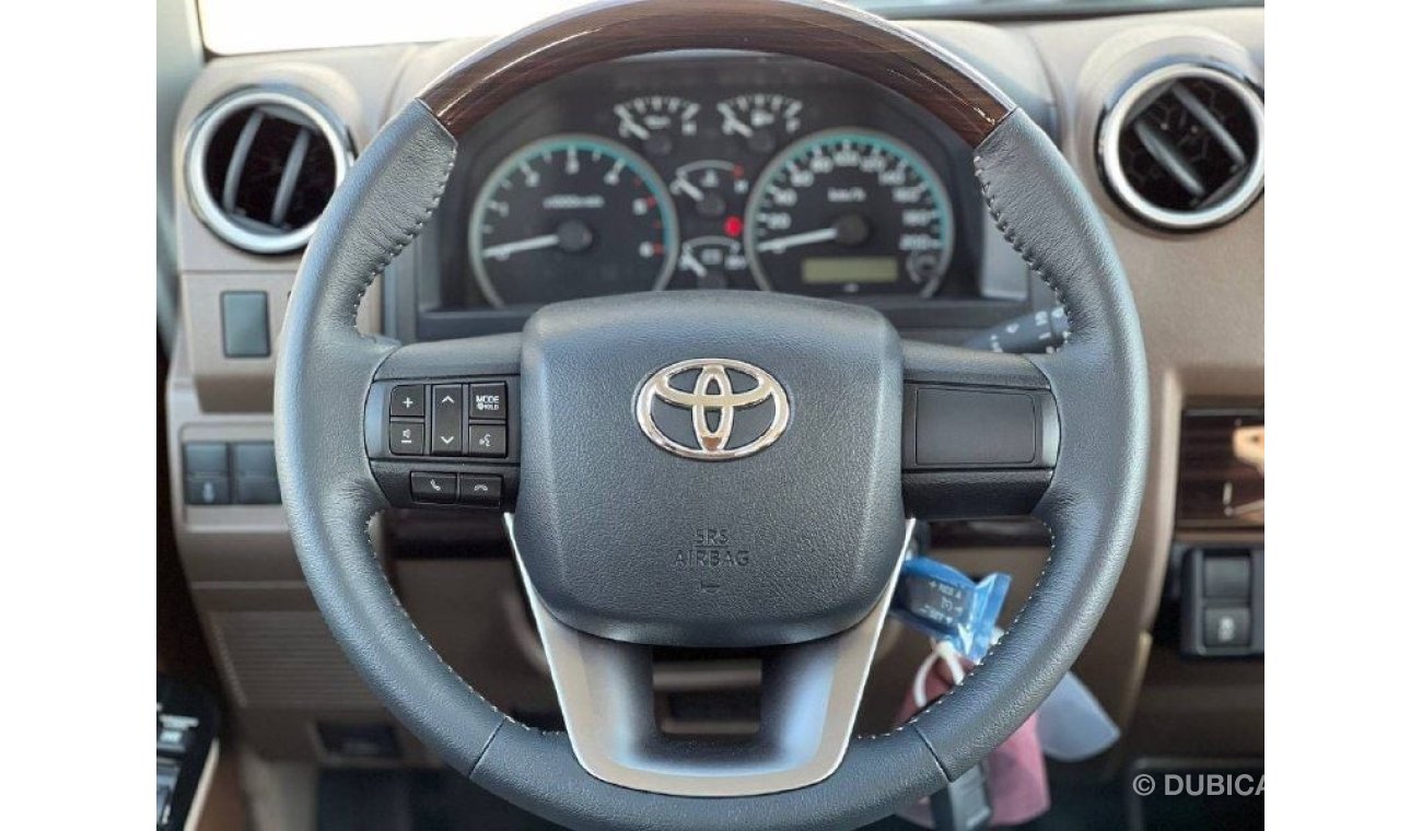 Toyota Land Cruiser Hard Top LC76 2.8L DSL A/T // 2024 // FULL OPTION WITH  CRUISE CONTROL , DVD&REAR CAMERA // SPECIAL OFFER //