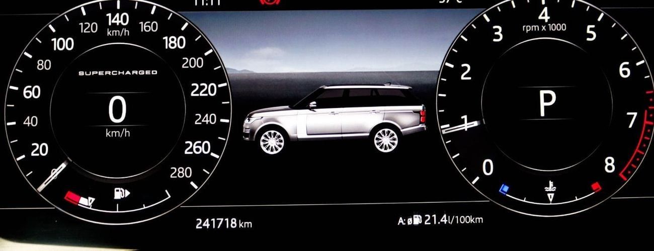 Land Rover Range Rover Vogue SE 5.0L Range Rover GCC 2018, 5.0L 8V, Vogue SE Supercharged , Original Paint, Accident-Free 4