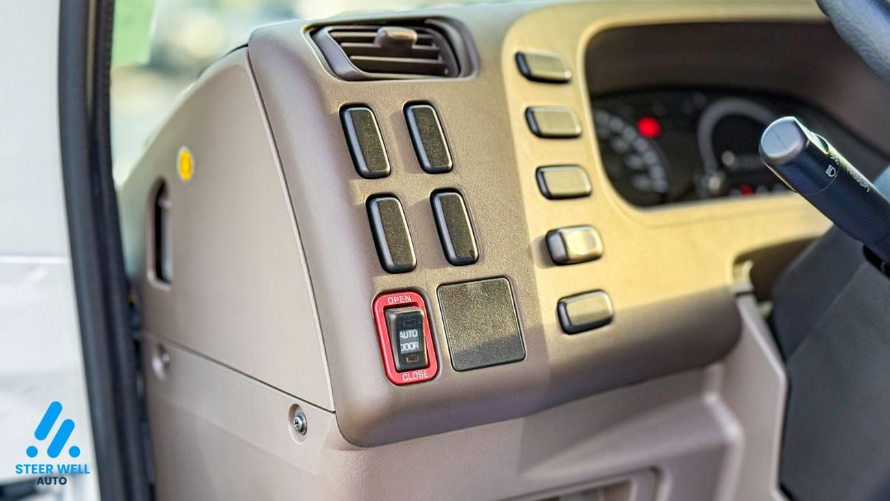 Mitsubishi Rosa 2026 - 30 Seater Bus | 4.2L Diesel | ABS | GCC Specs | Brand New | Export Ready | White