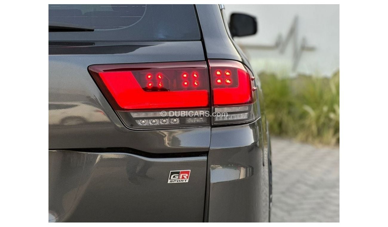 تويوتا لاند كروزر -