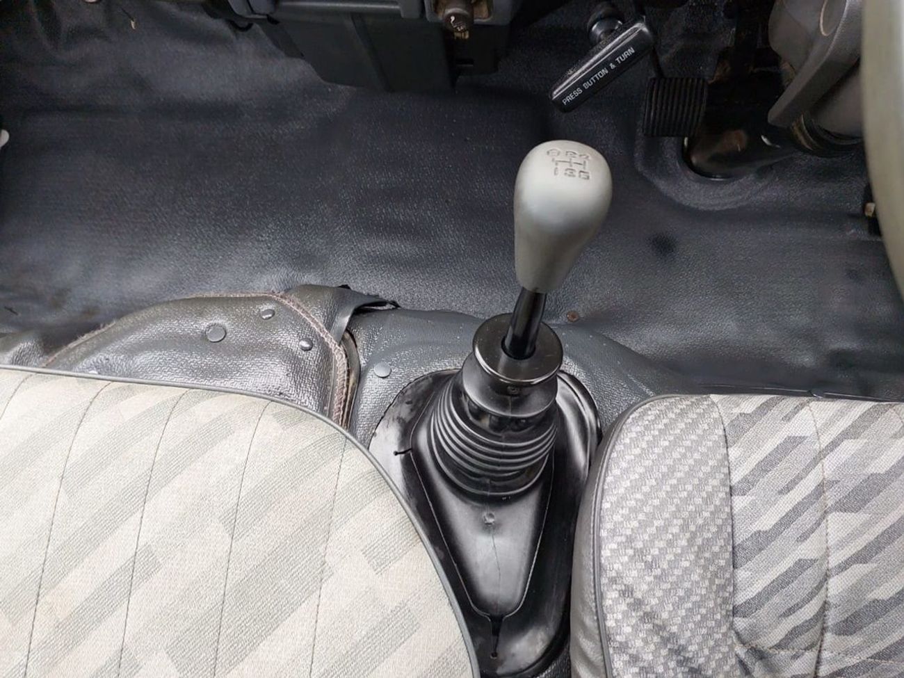 Toyota Toyoace TOYOTA TOYOACE TRUCK RHD 1994 MODEL 3.7 L DIESEL MANUAL(PM50518)