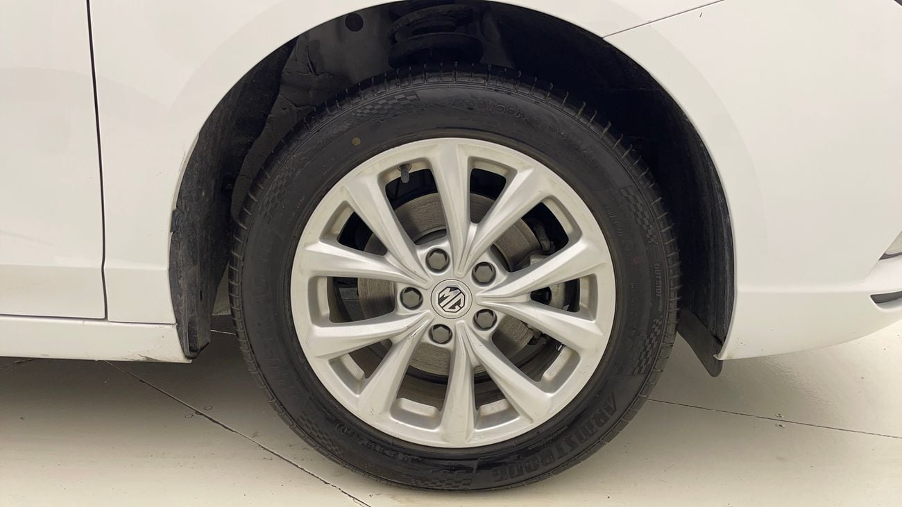 أم جي 5 STD 1.5 | بدون دفعة مقدمة | اختبار القيادة في المنزل