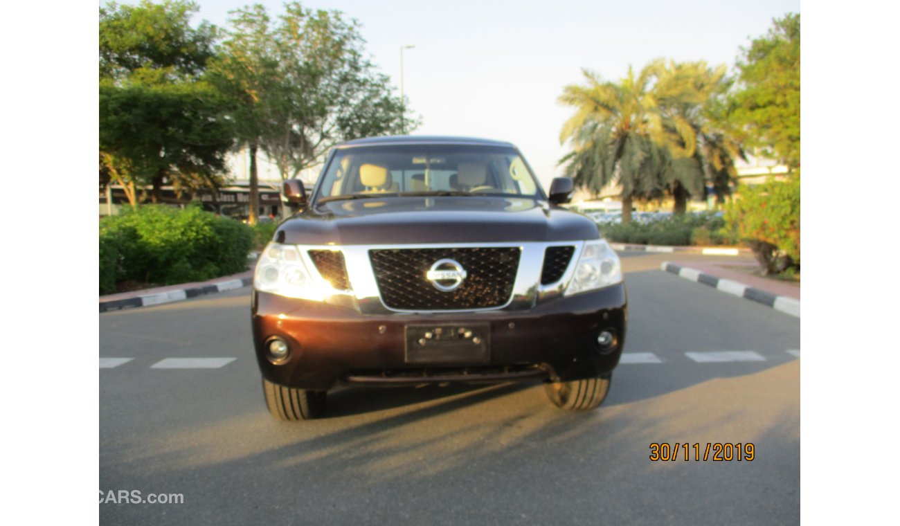 Nissan Patrol nissan patrol LE full options 2010 GCC only 67000 km full services history  big engine 400HP