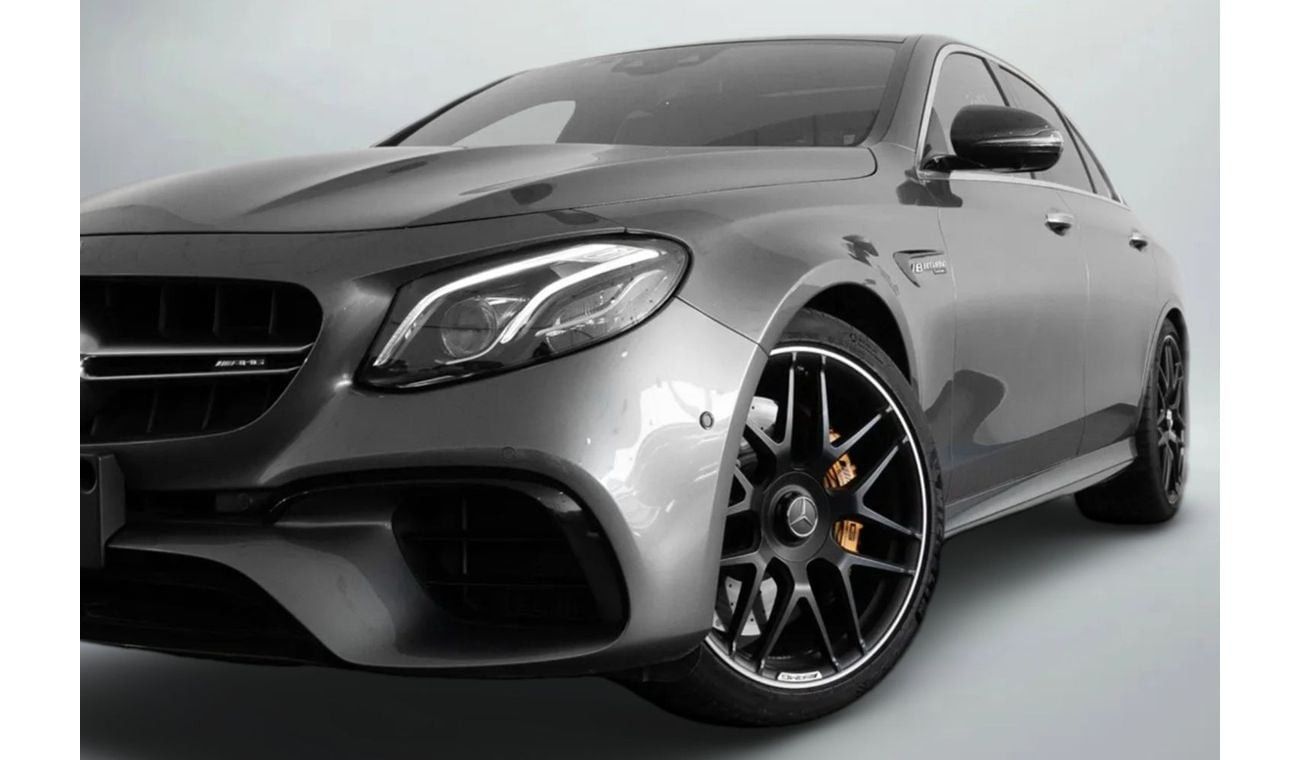 Mercedes-Benz E 63 S AMG Std 4.0L