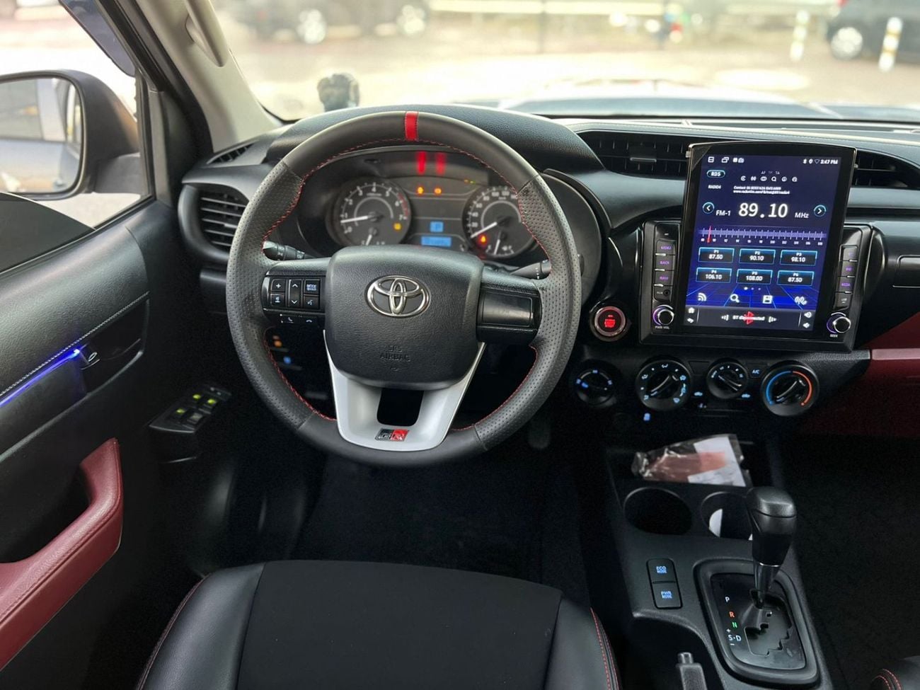 تويوتا هيلوكس ADVENTURE 2021 toyota hilux - off road package - full option - BullBar 2.7L V4 - AWD 4x4 -