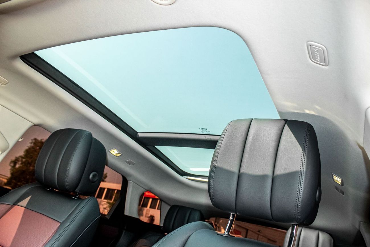 Land Rover Range Rover Evoque P200 R-Dynamic SE 2.0L