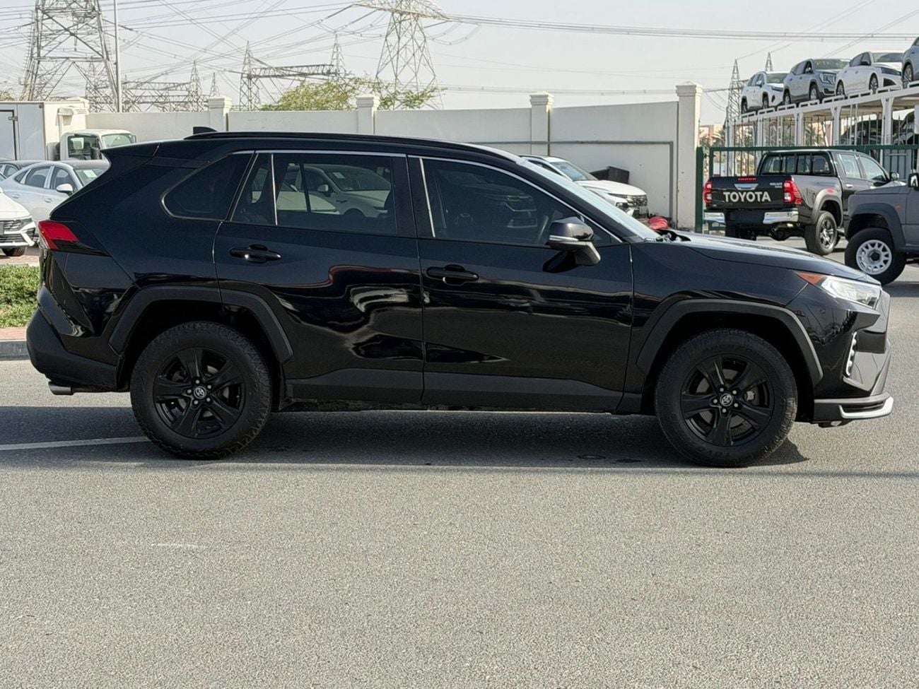 Toyota RAV4 2020 Toyota RAV4 XLE 4x4 Full option 2.5L