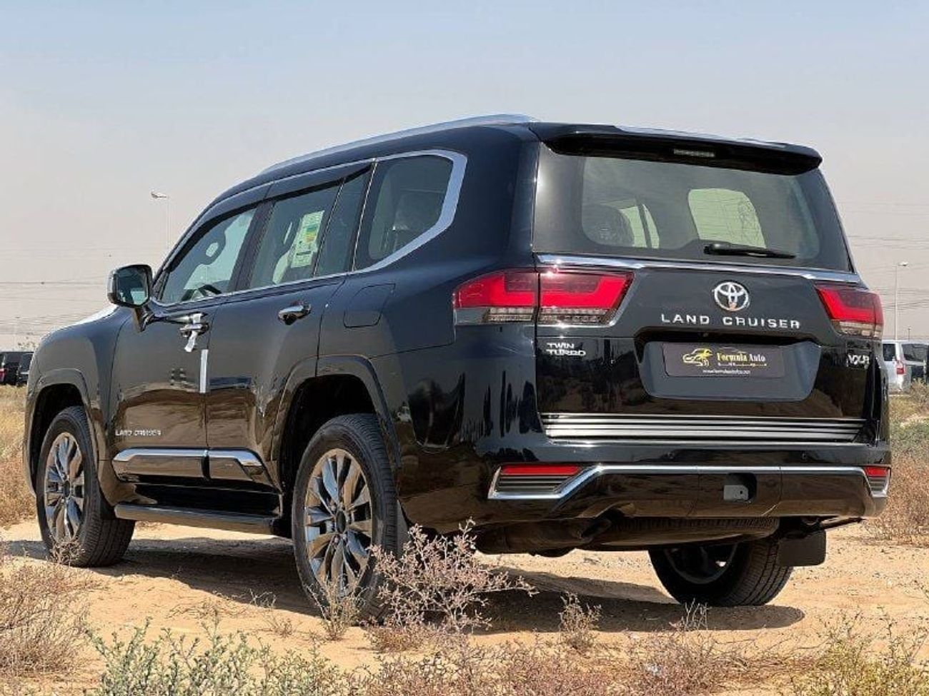 Toyota Land Cruiser VXR 3.5L TWIN TURBO PTR A/T // 2024 // FULL OPTION WITH 360 CAMERA COOLING & HEATED SEATS // SPECIAL