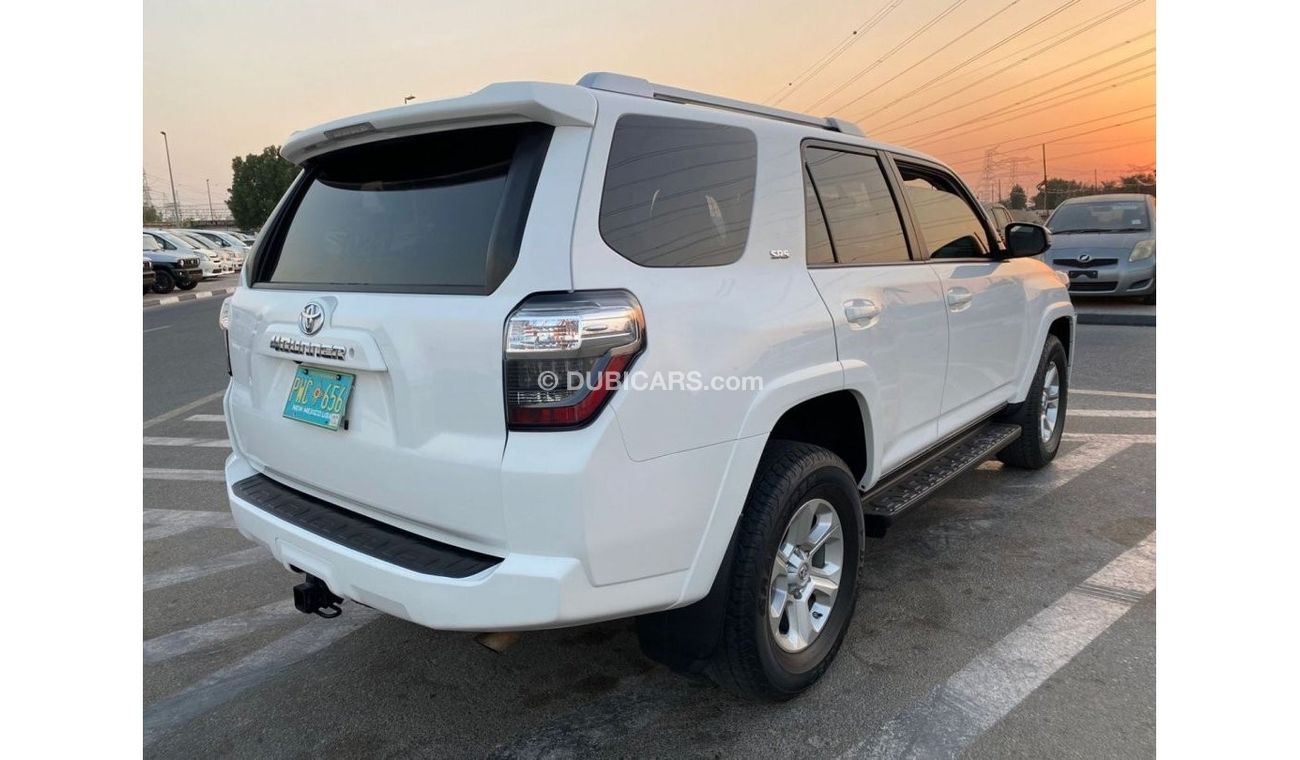Toyota 4Runner 2017 TOYOTA 4 RUNNER SR5 / MID OPTION