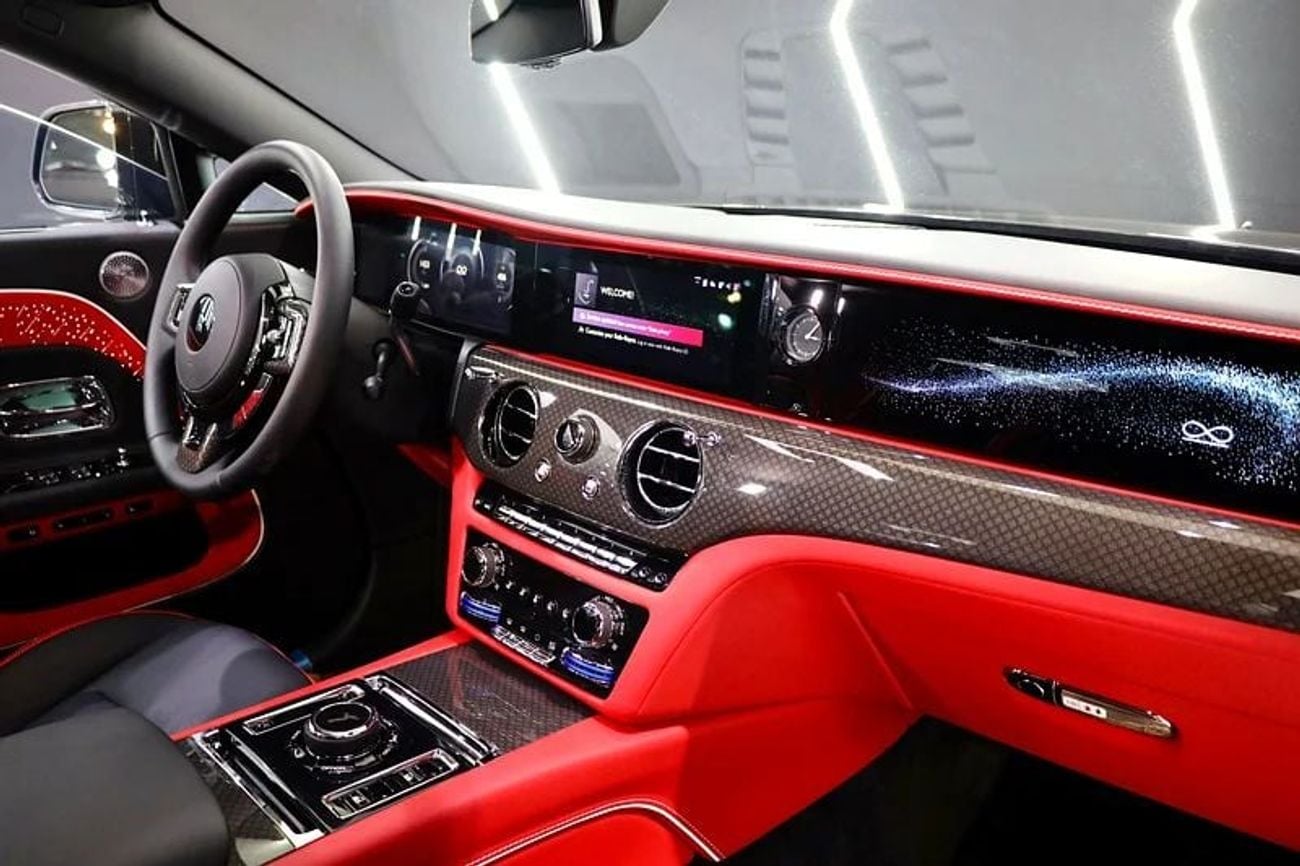 رولز رويس سبيكتر STD 2025 Rolls Royce Spectre Black Badge, Bespoke Audio, Two-Tone Interior, Dealer Warranty + Service!!