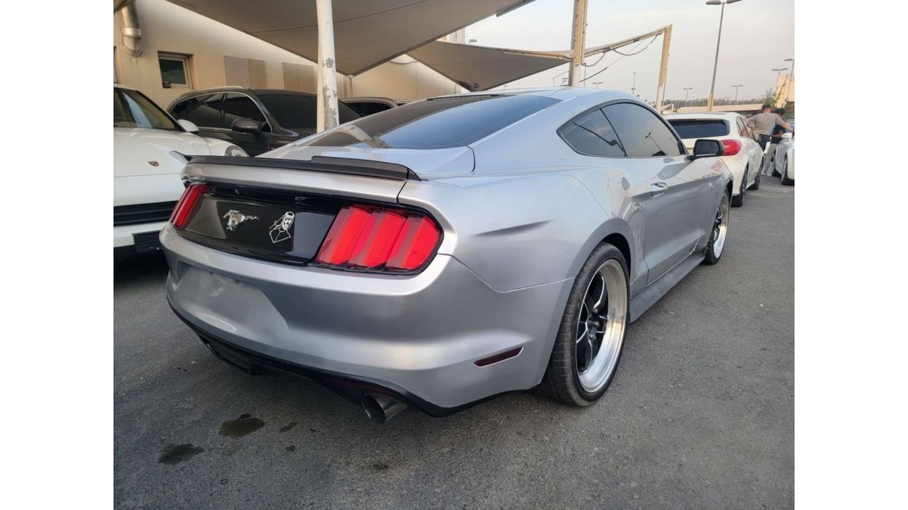 Ford Mustang EcoBoost
