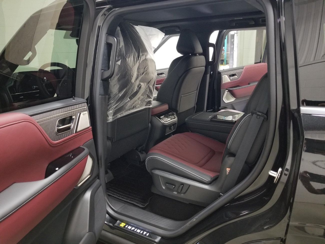 إنفينيتي QX80 2026 MODEL INFINITI QX80 AUTOGRAPH TOP AUTOGRAPH TRIP WITH GREY ROOF