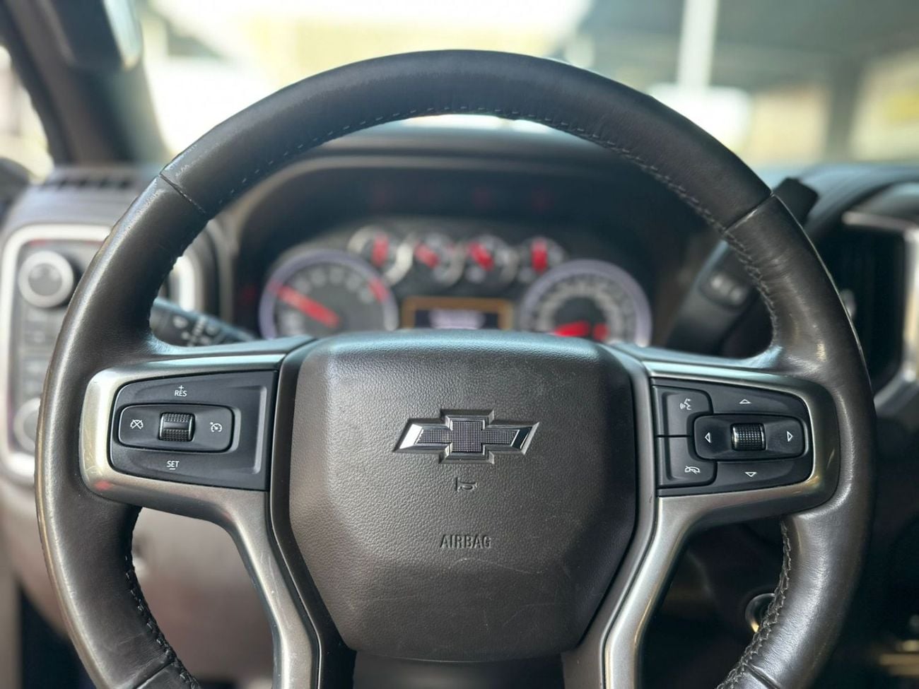 شيفروليه سيلفارادو 5.3 V8 Trail Boss