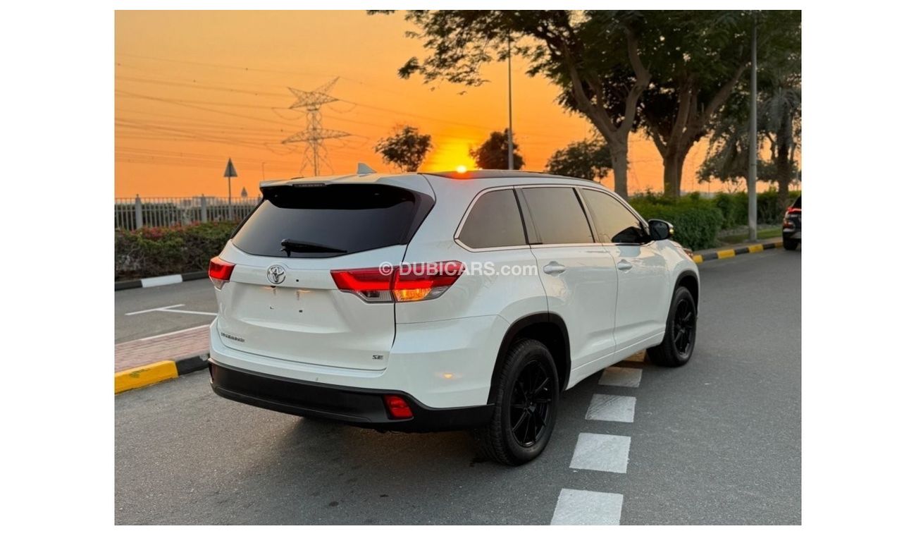 Toyota Highlander 2018 SE PREMIUM SUNROOF 2-KEYS AWD USA IMPORTED