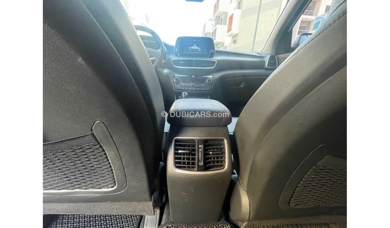 Hyundai Santa Fe GLS Banking facilities without the need for a first payment