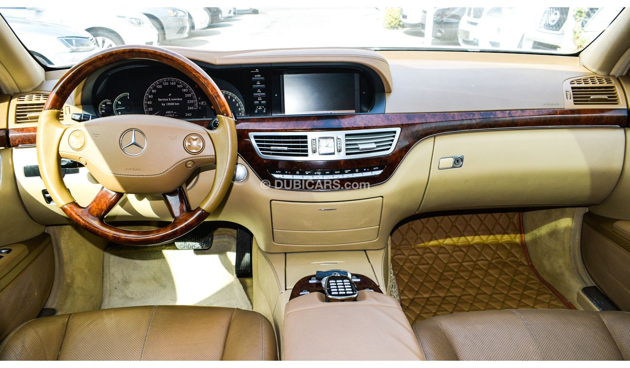 مرسيدس بنز S 350 كت AMG خليجى بانوراما - أبواب شفط -بصمة - رنجات - حساسات كاميرا شاشة بحالة ممتازة