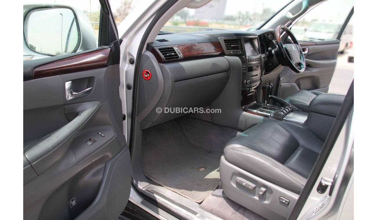 Lexus LX 570