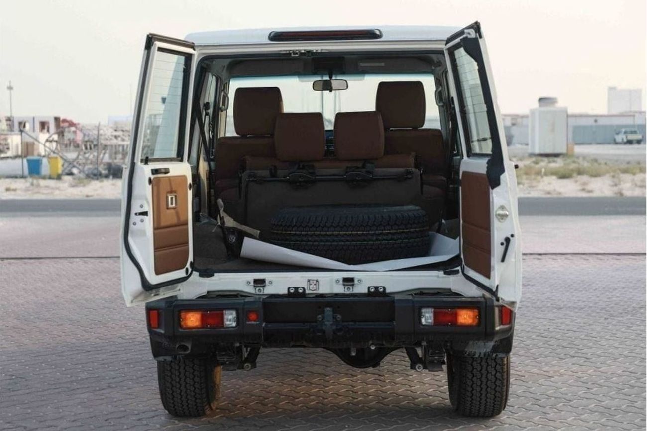 Toyota Land Cruiser 70 2024 Toyota LC71 4.0 Hard Top - White inside Sadlle Tan | Export Only