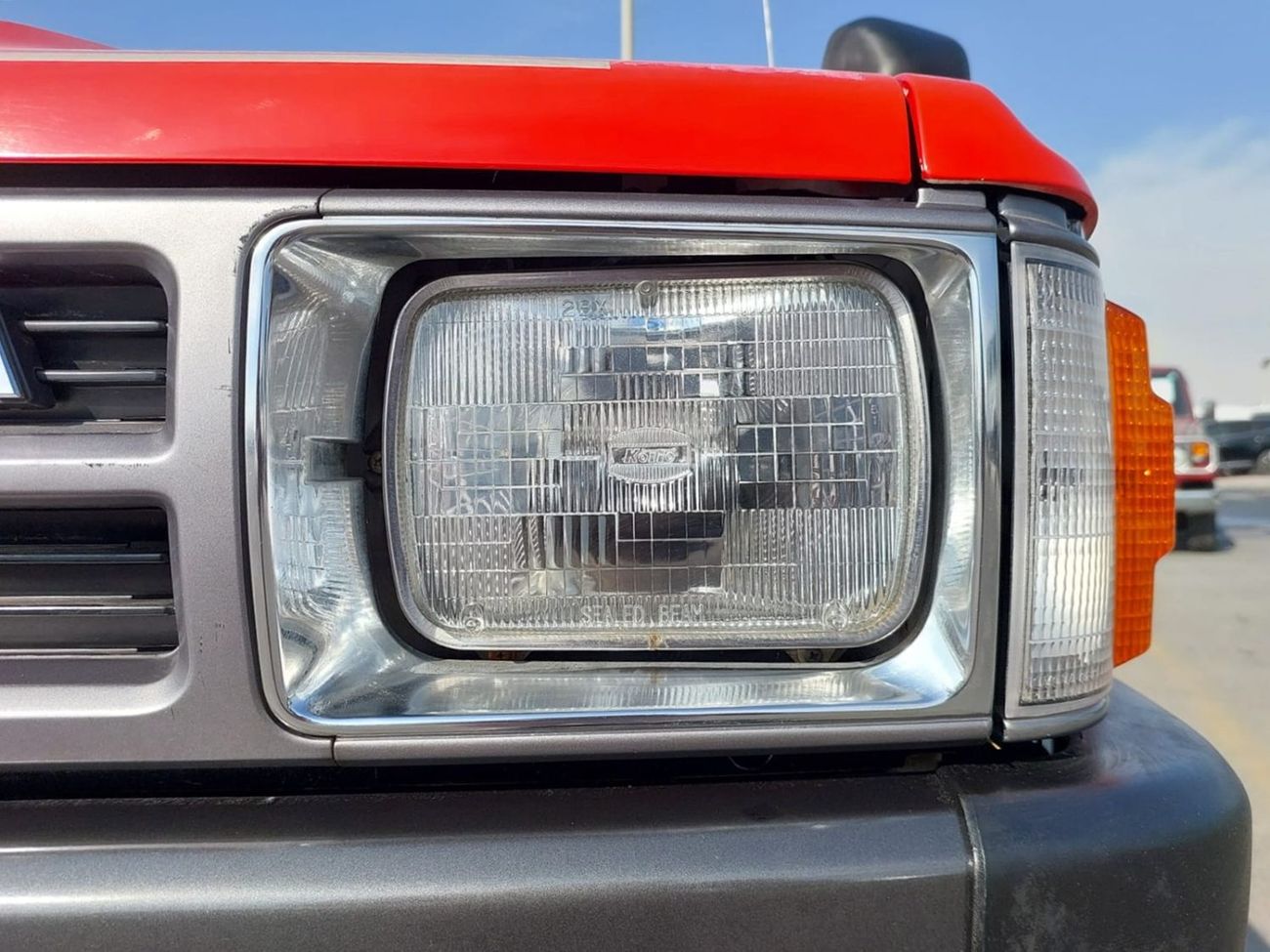 تويوتا هيلوكس TOYOTA HILUX PICKUP RHD 1987 MODEL 2.0 L PETROL MANUAL(PM19257)