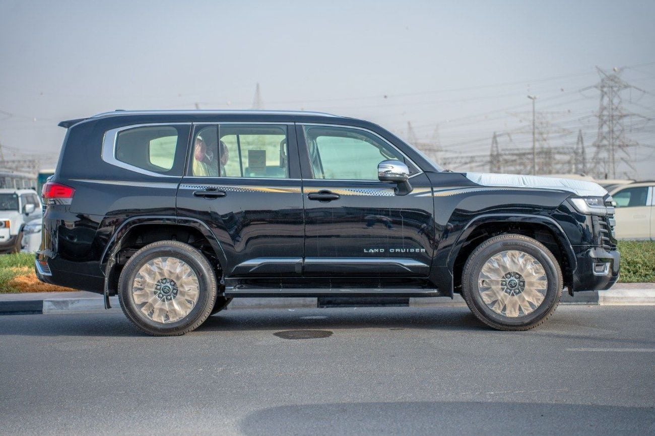 تويوتا لاند كروزر Landcruiser VX 4.0L black with beige interior LHD 2025 brand new LHD