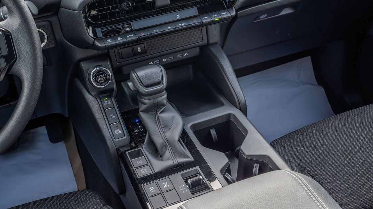 تويوتا برادو GXR TOYOTA PRADO 2.8 ALR STANDARD DSL -2026YM