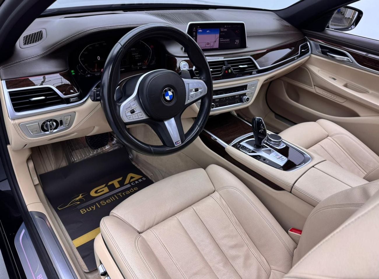 بي أم دبليو 730Li M SPORT