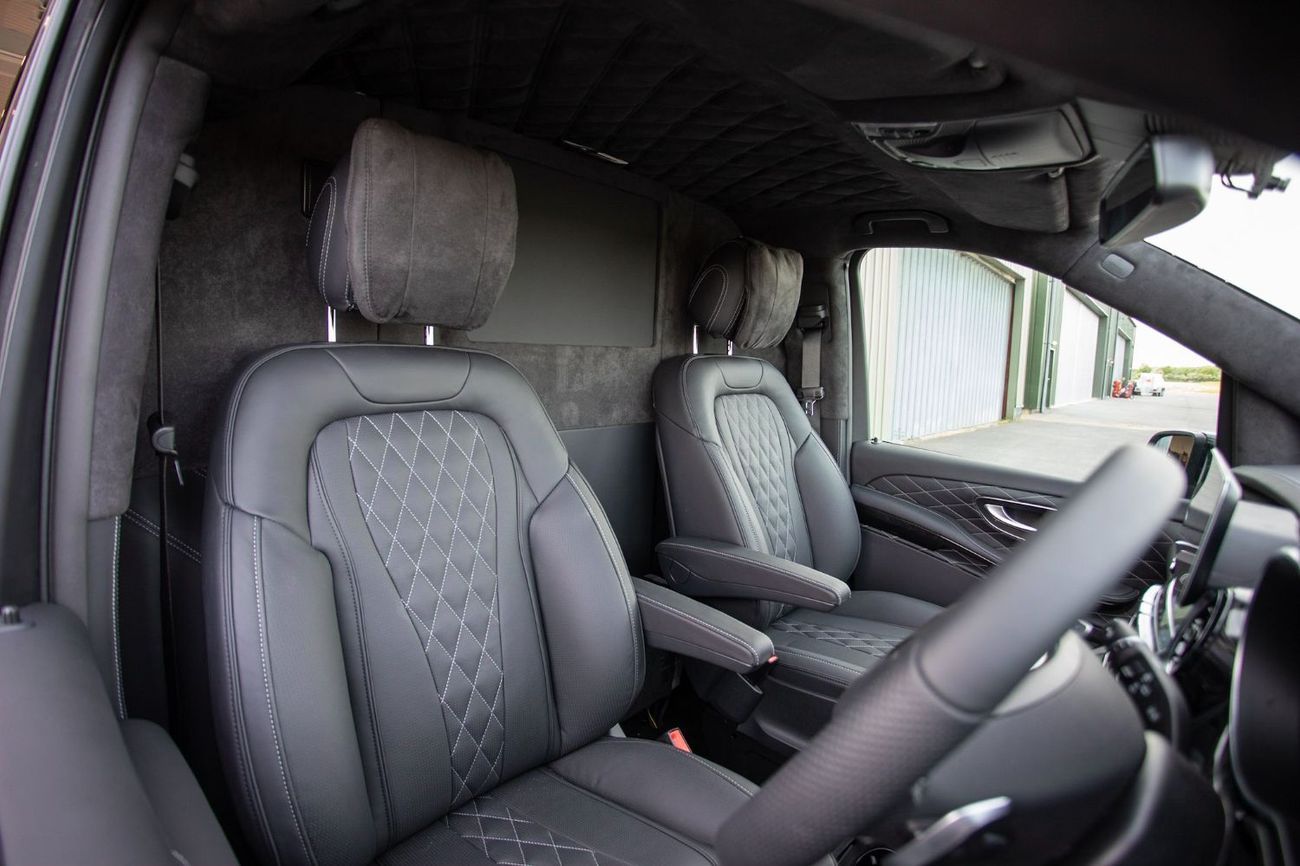 Mercedes-Benz V 300 Senzati GCC VIP Interior. Mercedes-Benz Approved Conversion