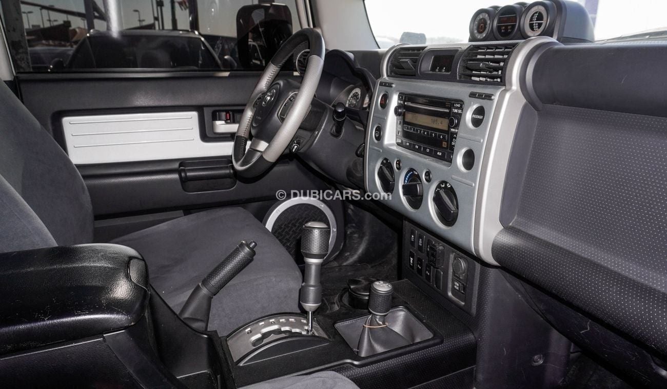 تويوتا إف جي كروزر