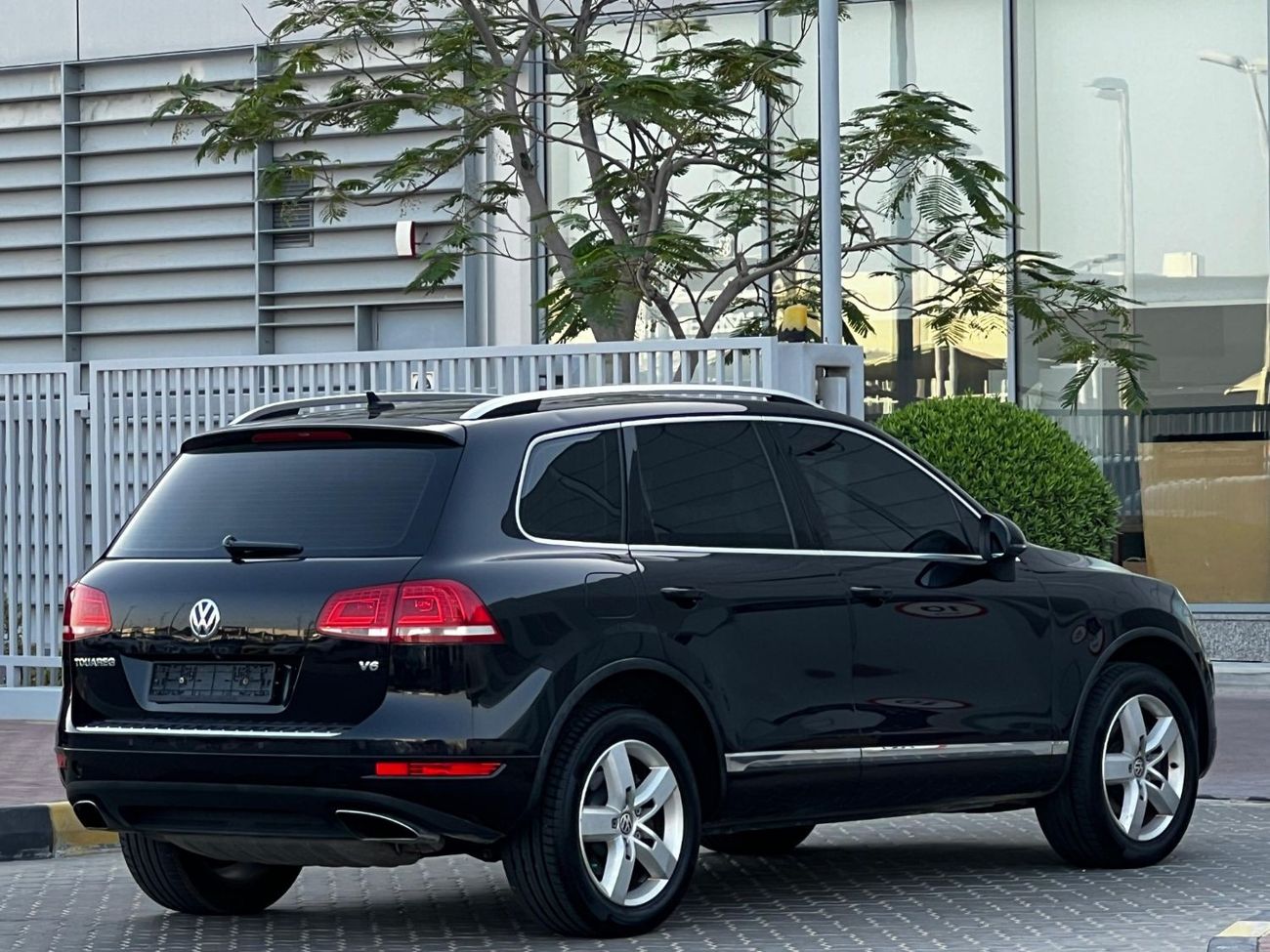 Volkswagen Touareg TOUAREG 2014 GCC V6 PERFECT CONDITION // ACCIDENT FREE // FULL OPITION