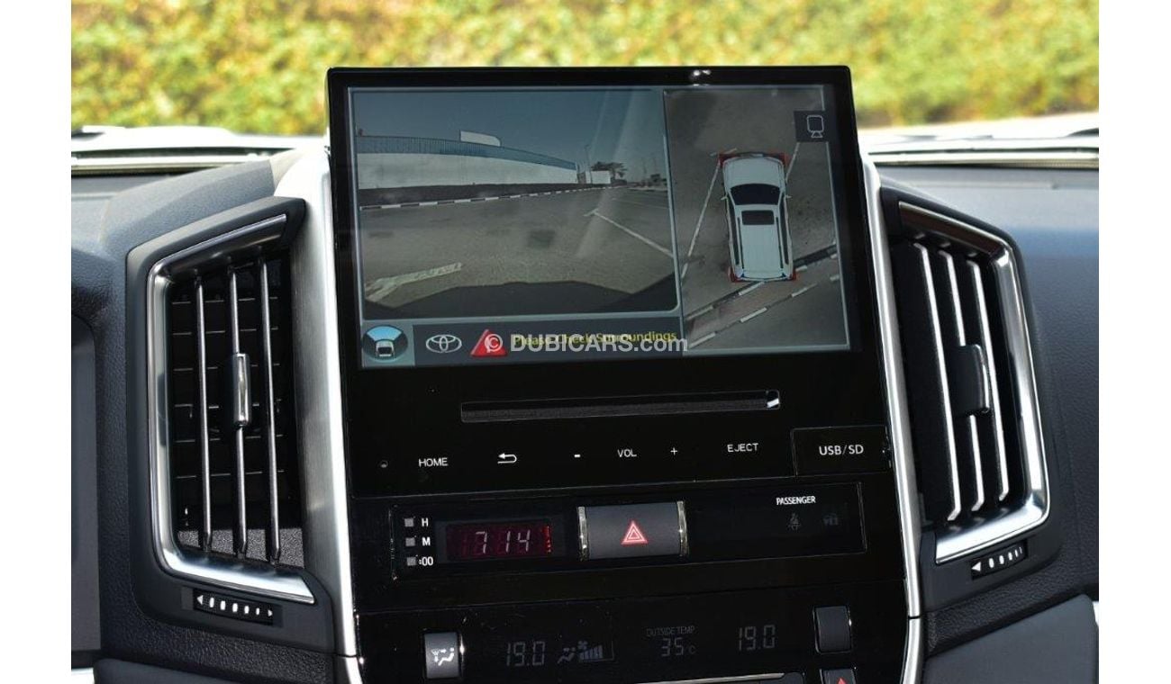 Toyota Land Cruiser 200 VX-E  V8 5.7L PETROL AUTOMATIC