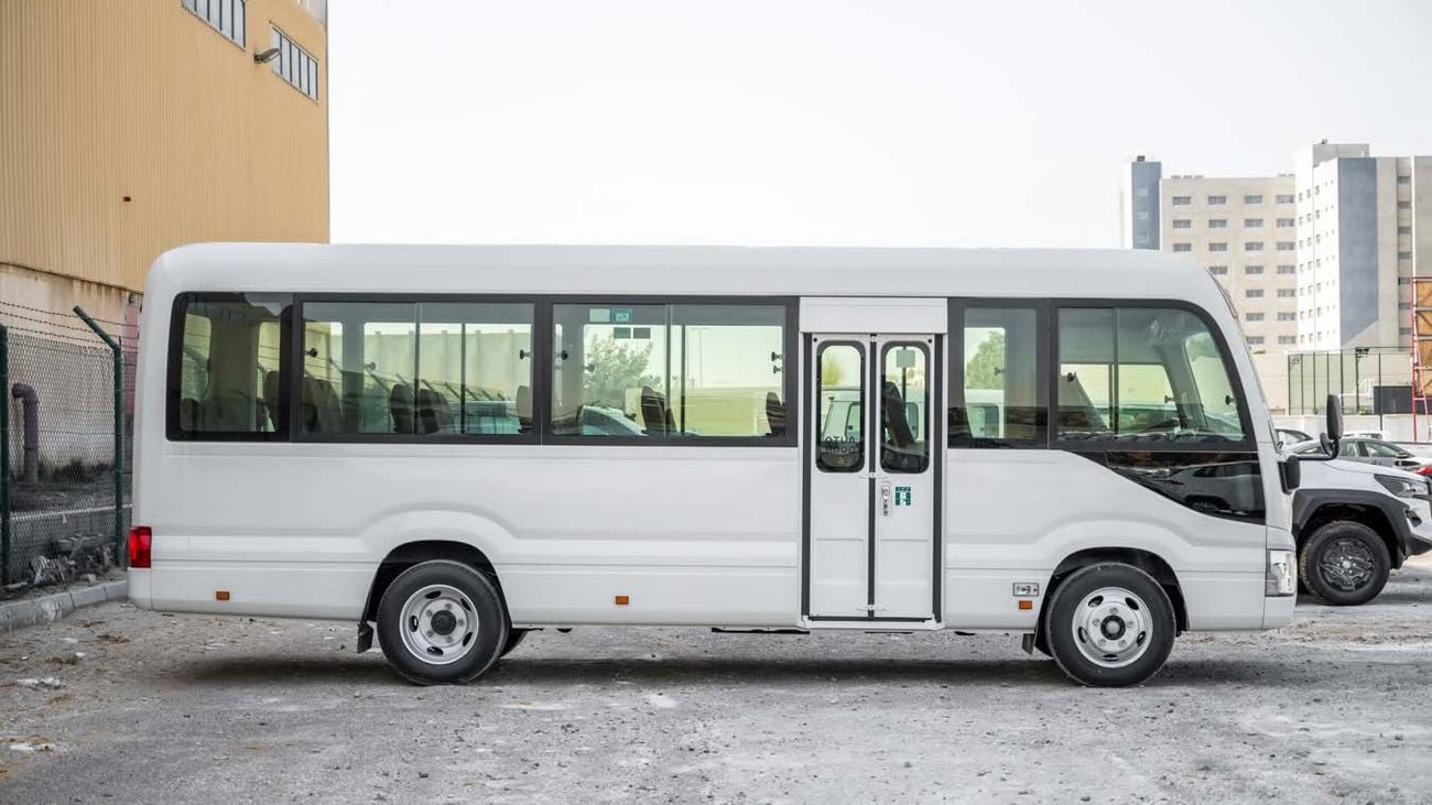 Toyota Coaster COASTER 23STR MT DSL 4.0(WHITE INSIDE MD GREY)25YM