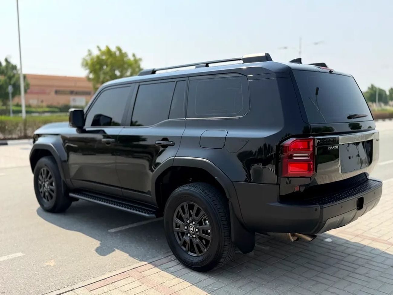 Toyota Prado GXR Turbo - Al futtaim warranty - GCC Specs