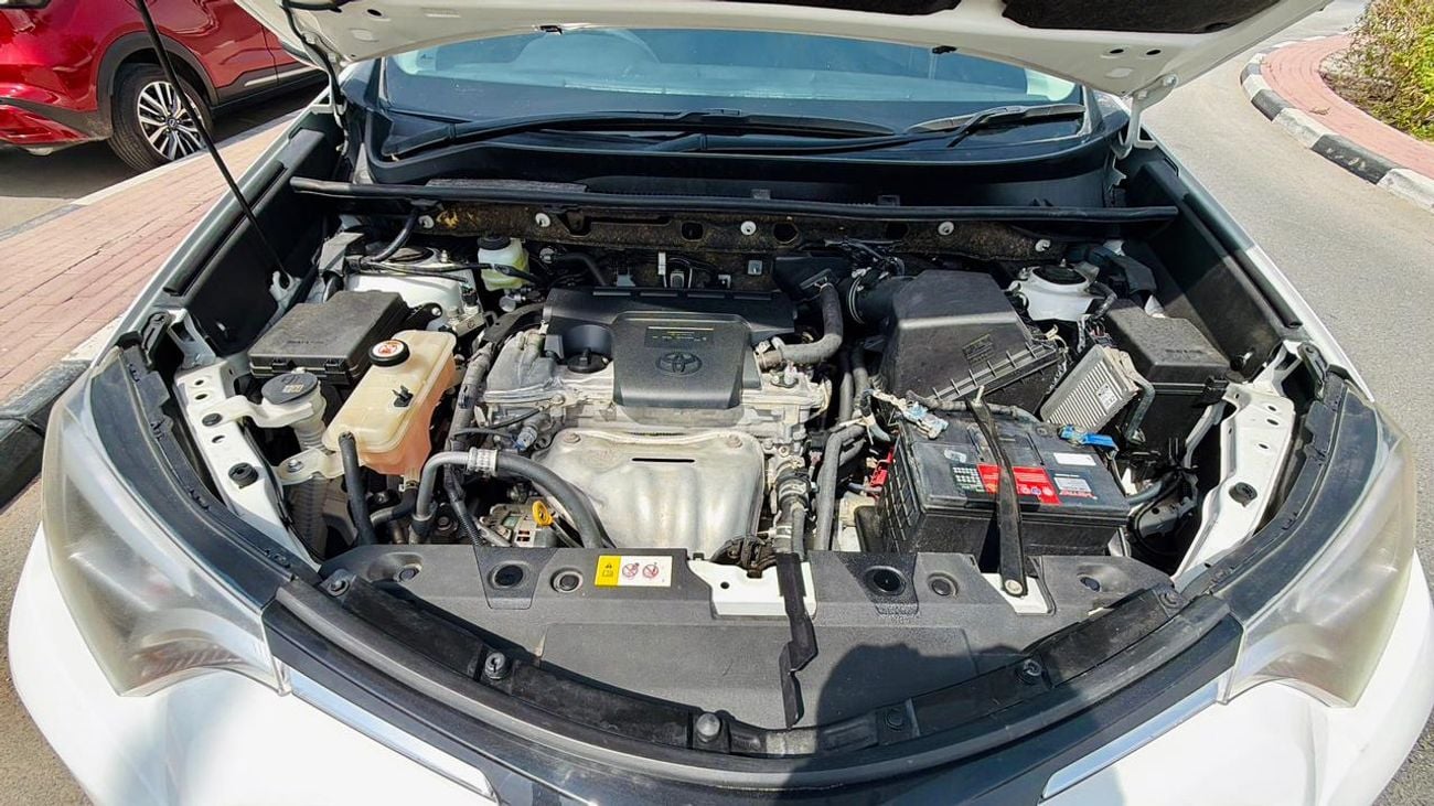 Toyota RAV4 2017 | 2.5L PETROL ENGINE | AT | RHD | STEERING CONTROL SWITCHES | REAR SPOILER | CRUISE CONTROL | R