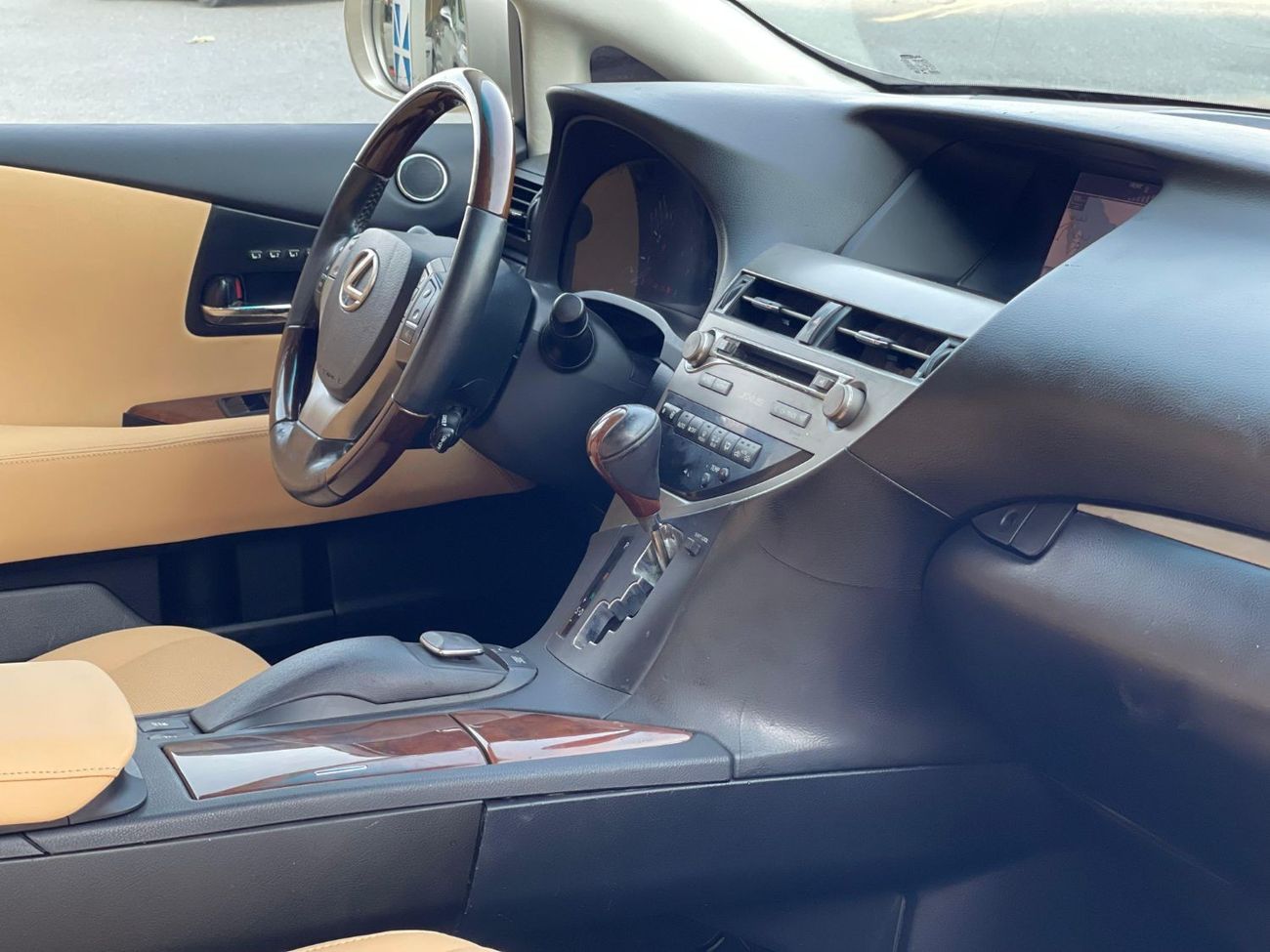 Lexus RX350 F-Sport 3.5L (275 HP) RX 350 / 4x4/GCC / F-SPORT KIT /IN EXCELLENT CONDITION