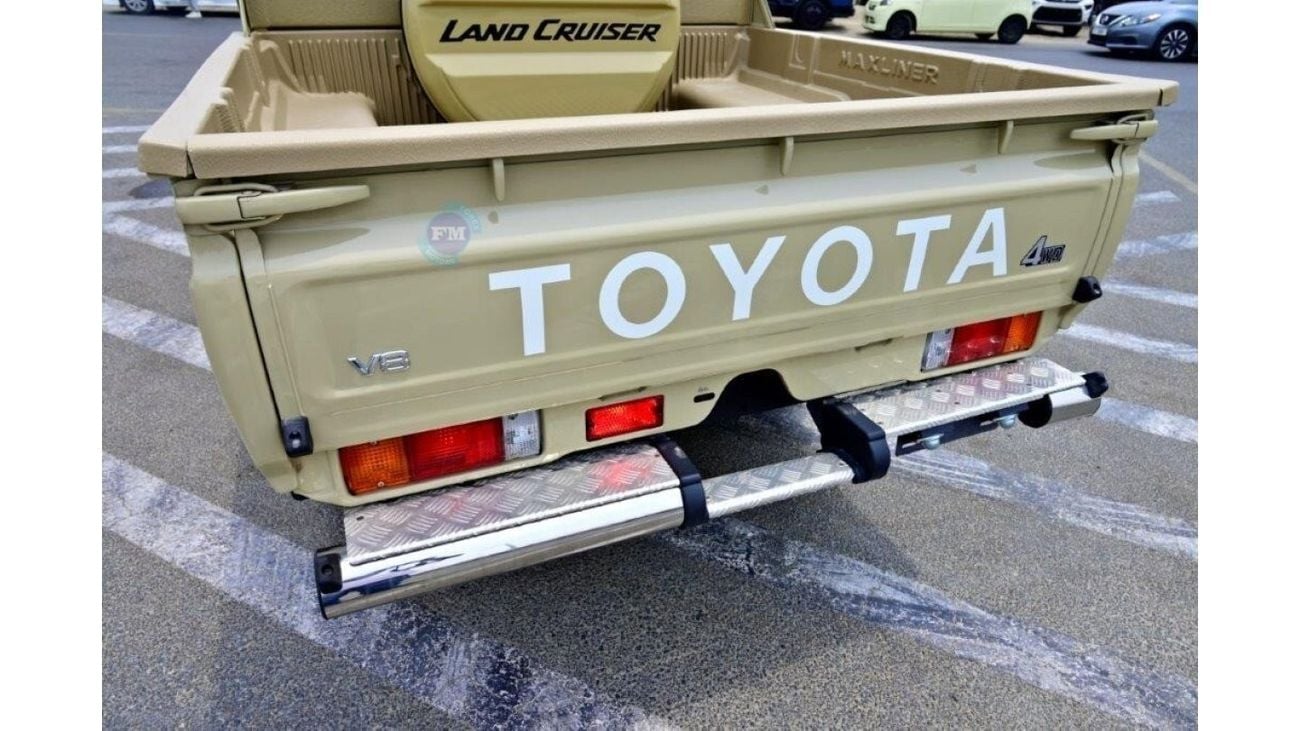 Toyota Land Cruiser Pick Up 79 Double Cab Limited