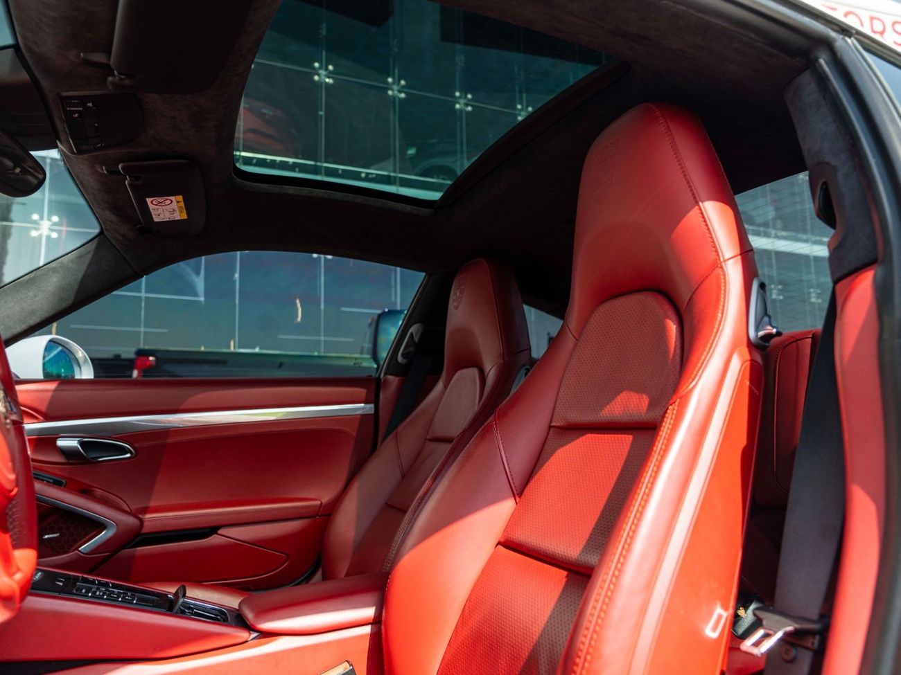 Porsche 911 911 CARRERA 4S • FULL OFFICIAL PORSCHE SERVICE HISTORY • STUNNING COLOUR COMBINATION