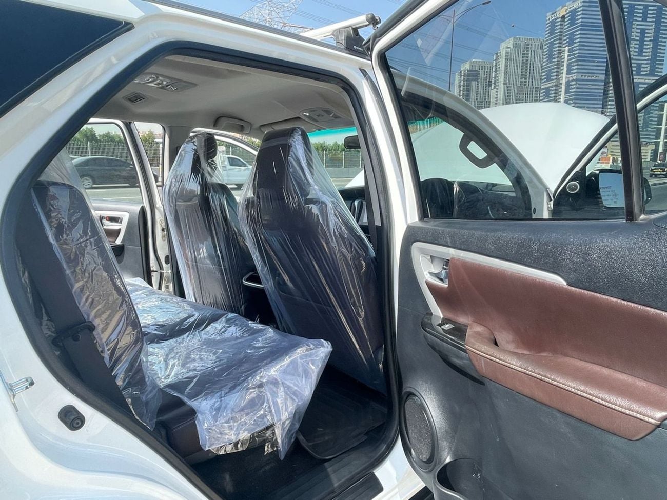 تويوتا فورتونر RIGHT HAND DRIVE ONLY FOR EXPORT SHAPE MODIFIED 2024