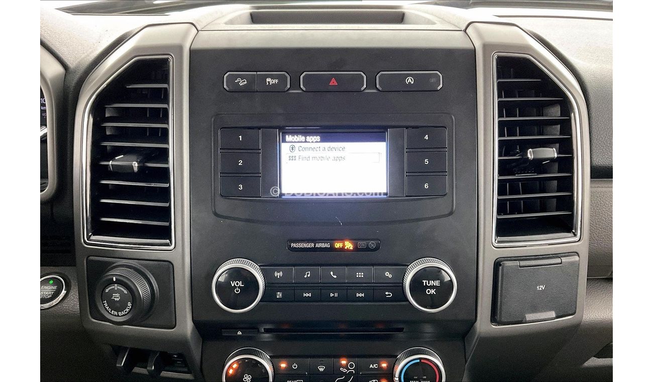 Ford Expedition XLT Standard | 1 year free warranty | 1.99% financing rate | 7 day return policy