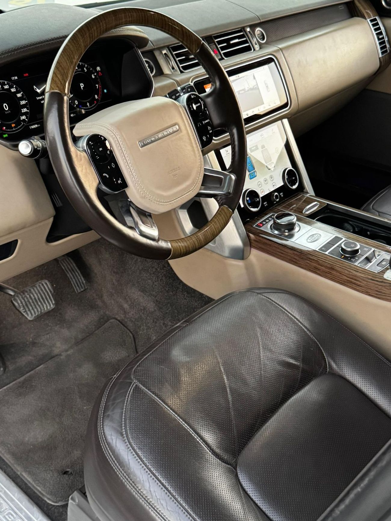 لاند روفر رينج روفر HSE 3.0L (380 HP)