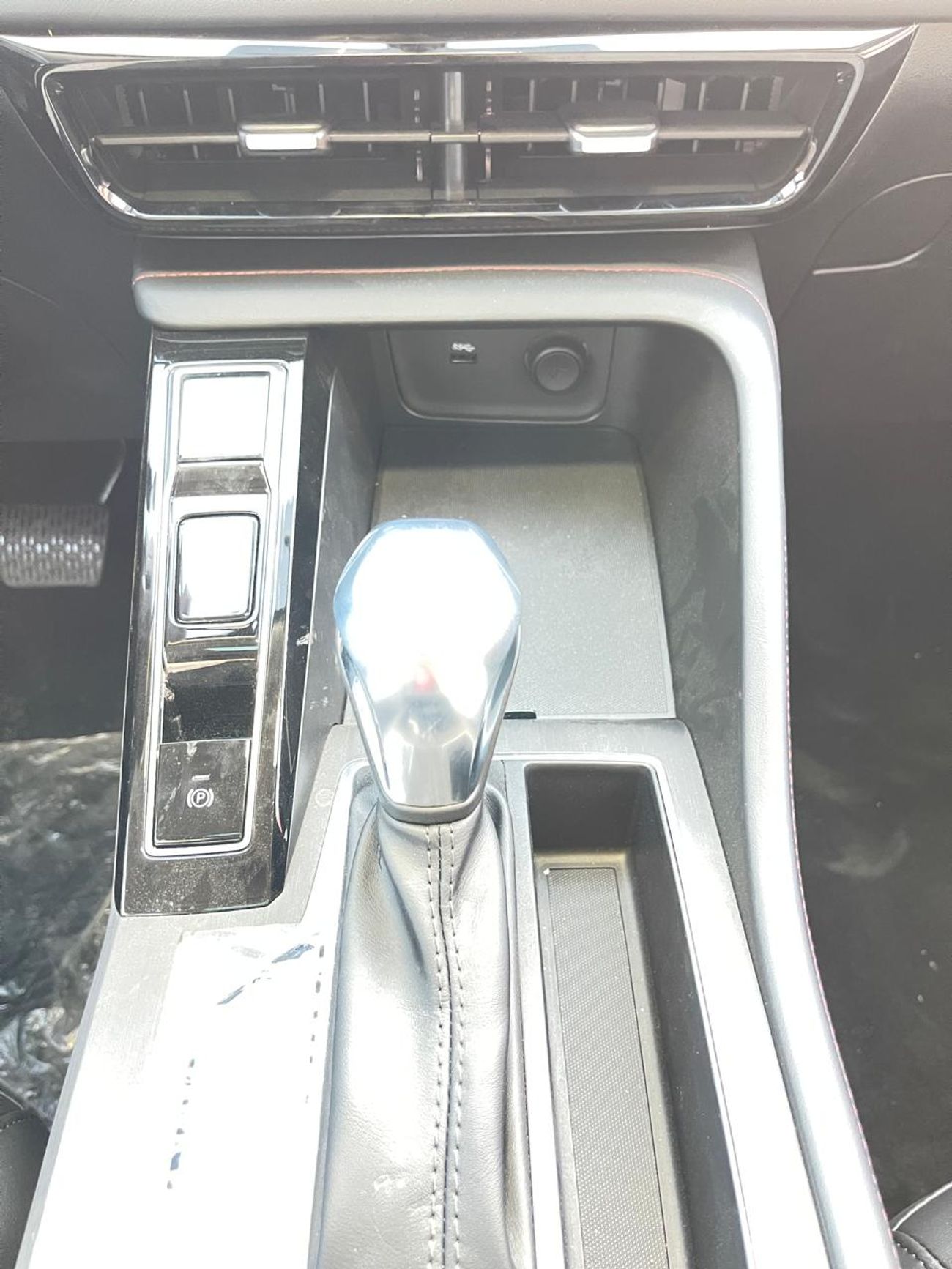 أم جي 5 MG5 1.5L 2023 GCC