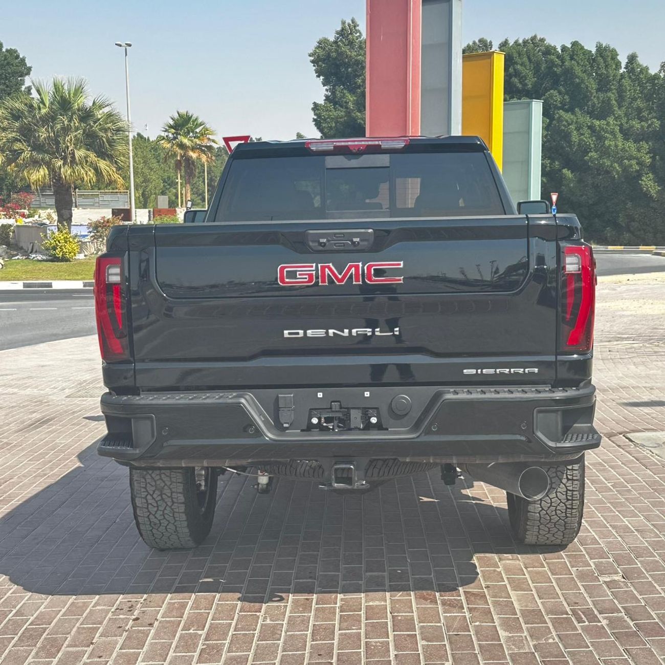 جي أم سي سييرا Denali 6.6L Diesel