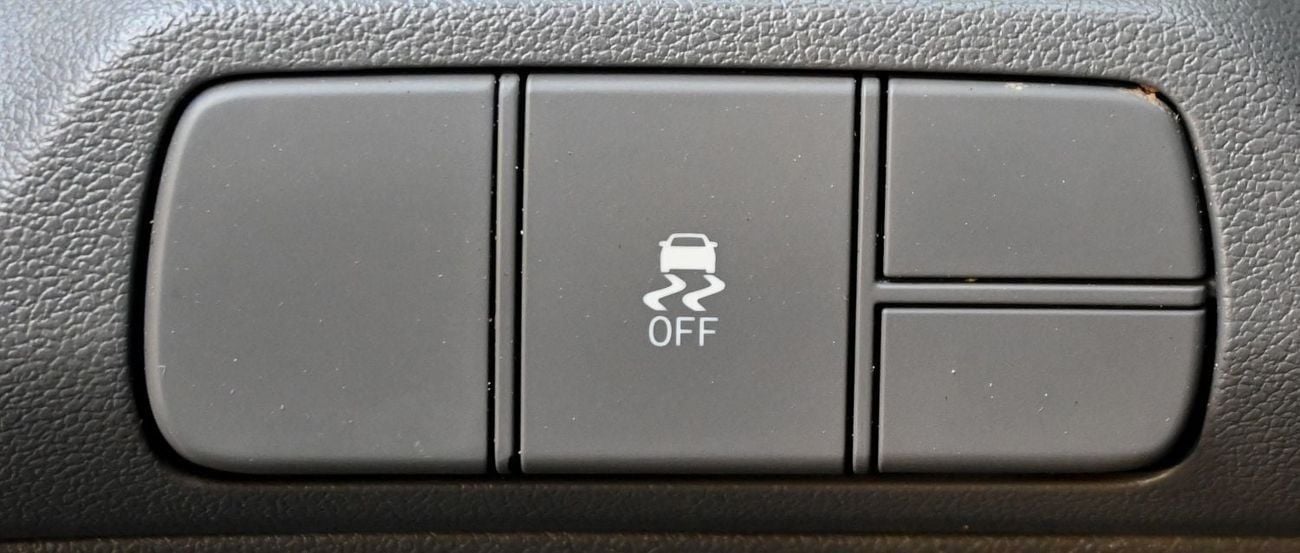 هيونداي إلانترا Smart 1.6L