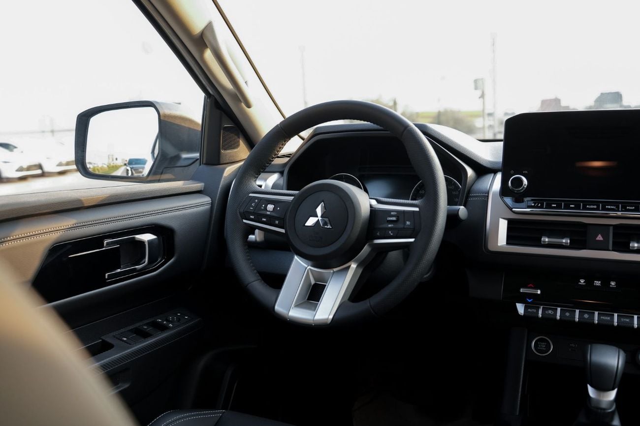 ميتسوبيشي L200 Engine: 2.4L 4-Cylinder Turbo Diesel