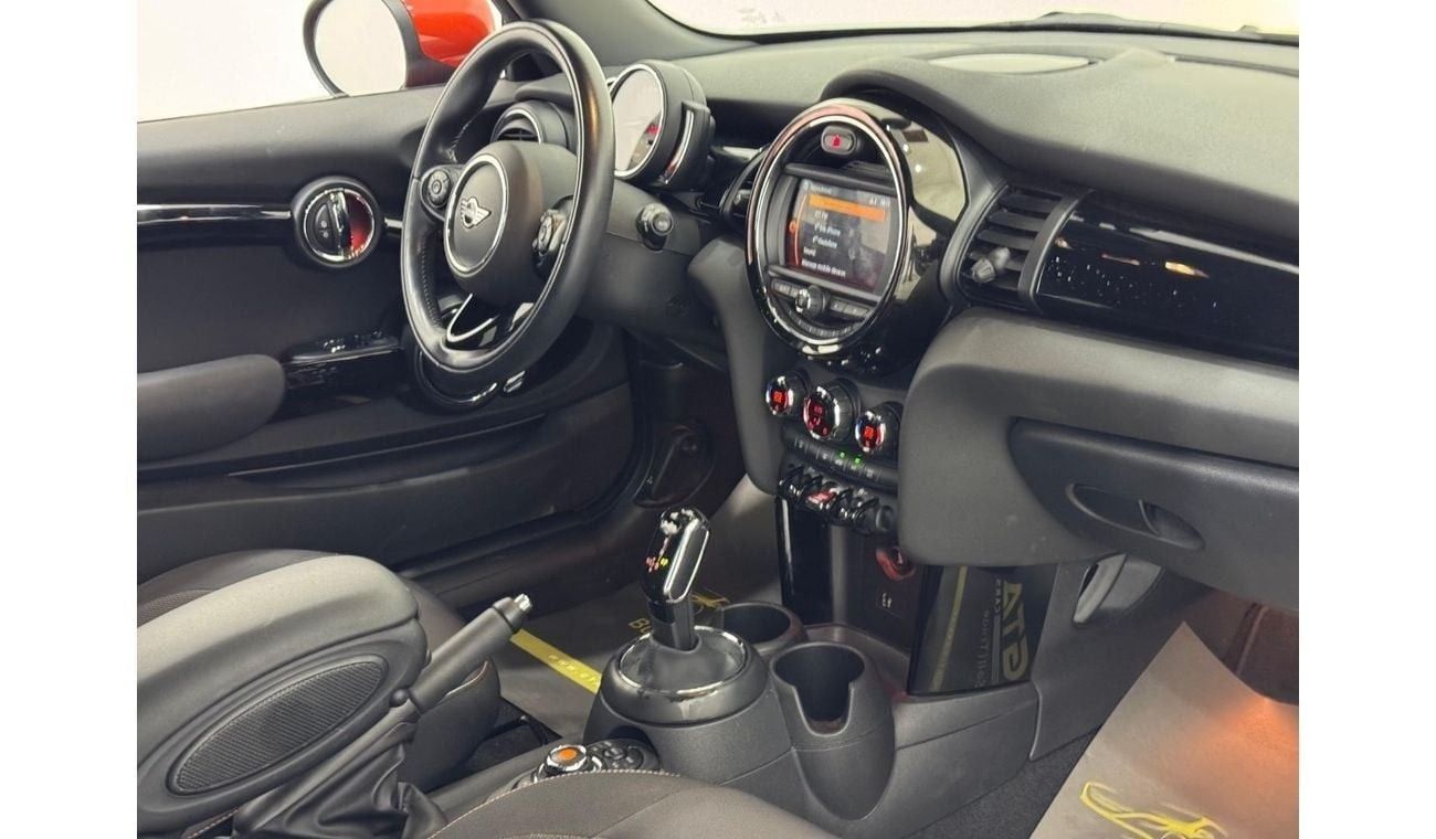 ميني كوبر Std 1.5L (4 Seater) 2021 Mini Cooper, Warranty, Full Service History, Excellent Condition, GCC