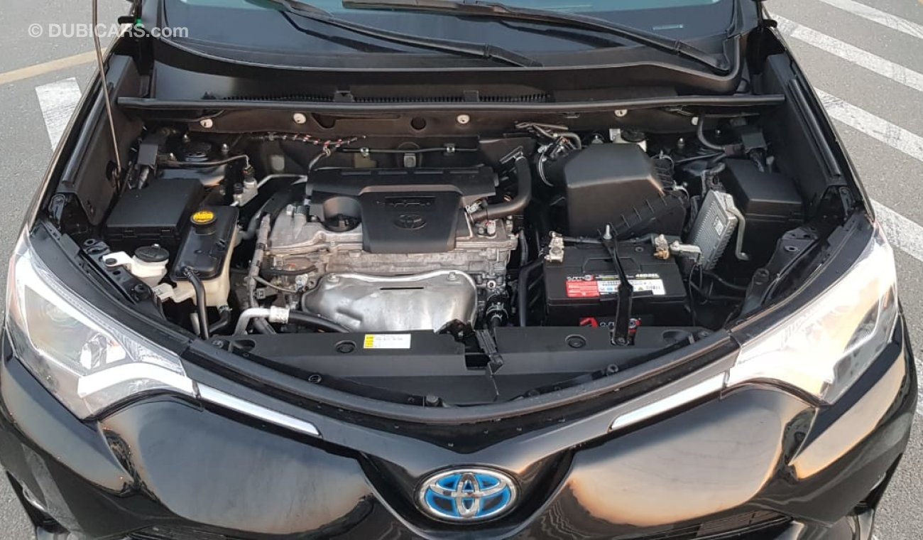 Toyota RAV4 LE 2.5