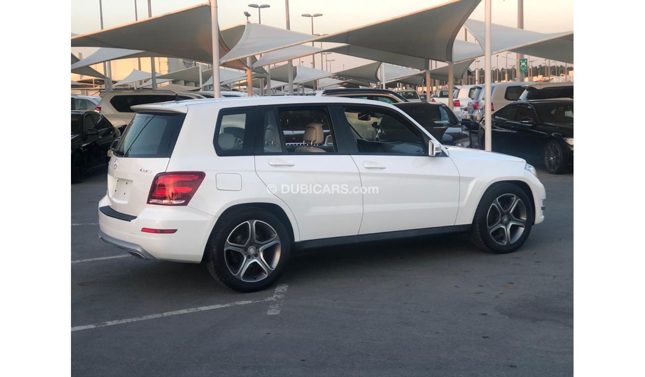 Mercedes-Benz GLK 250 Mercedes benz GLK 250 model 2014 GCC car prefect condition full option low mileage leather seats ba