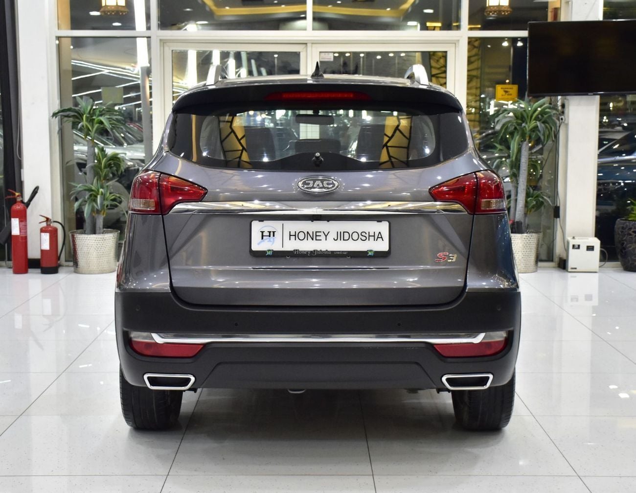 جاك JS3 COMFORT EXCELLENT DEAL for our JAC S3 ( 2023 Model ) in Grey Color GCC Specs